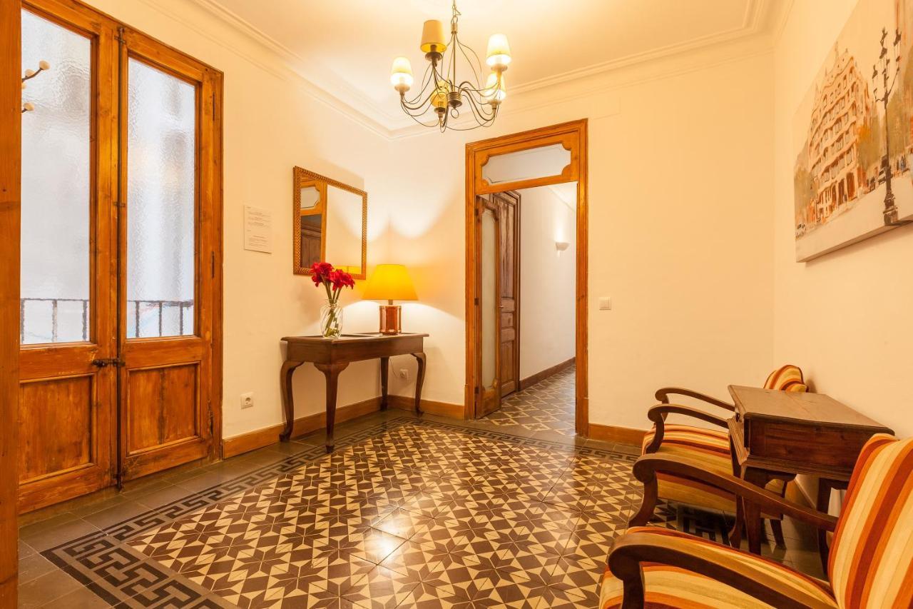 En El Corazon De Barcelona Apartment Bagian luar foto